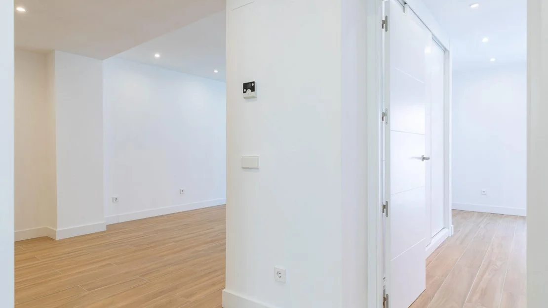Dormitorio y salón comedor - Edifico Real